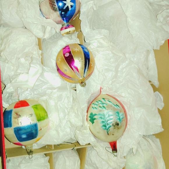 Vintage Mercury Glass ornaments also beating Garland Mercury glass flamingo rare - Picture 6 of 8